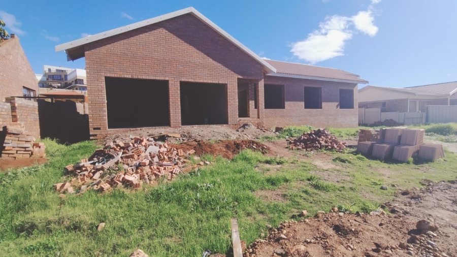 3 Bedroom Property for Sale in Wavecrest Eastern Cape